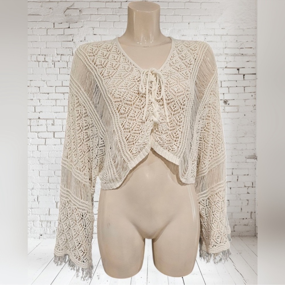 Buckle Cream Crochet Women's Cardigan